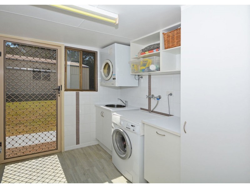 44 Senorita Parade, Urangan QLD 4655