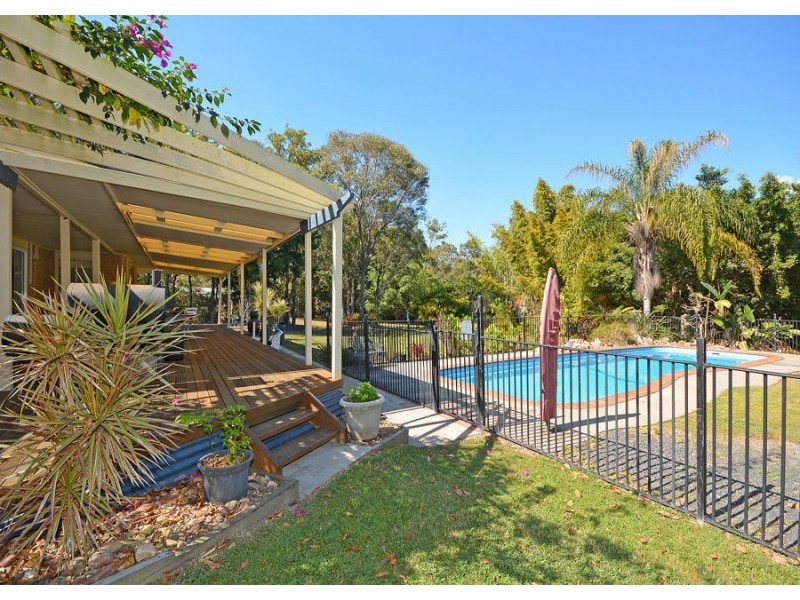 44 Senorita Parade, Urangan QLD 4655