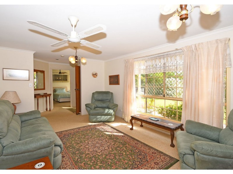 7 Kentia Court, Kawungan QLD 4655