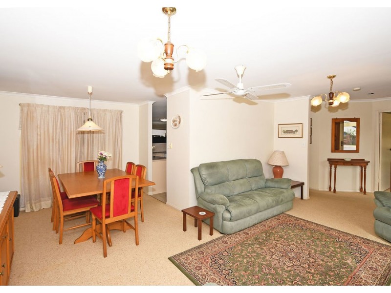 7 Kentia Court, Kawungan QLD 4655