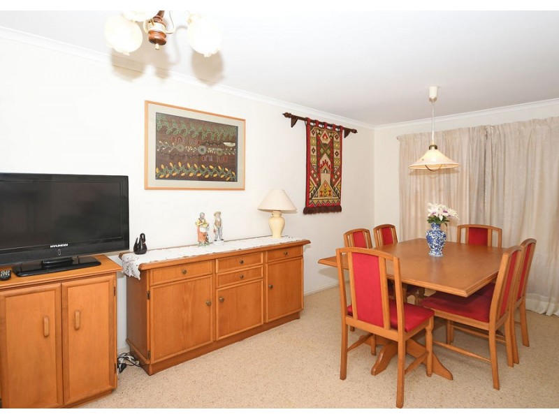 7 Kentia Court, Kawungan QLD 4655