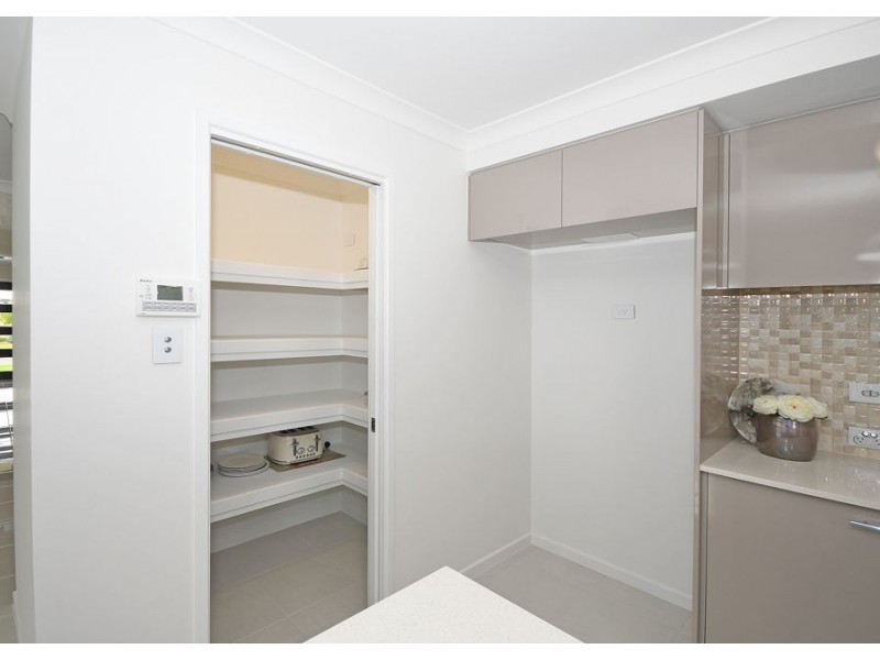 30 Windjammer Circuit, River Heads QLD 4655