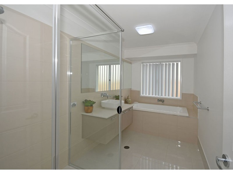 30 Windjammer Circuit, River Heads QLD 4655