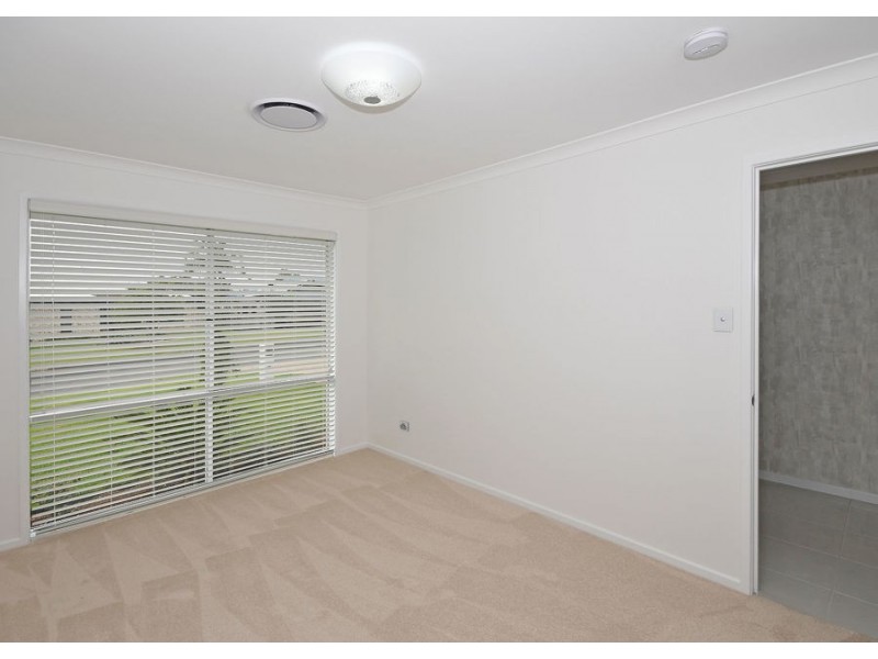 30 Windjammer Circuit, River Heads QLD 4655