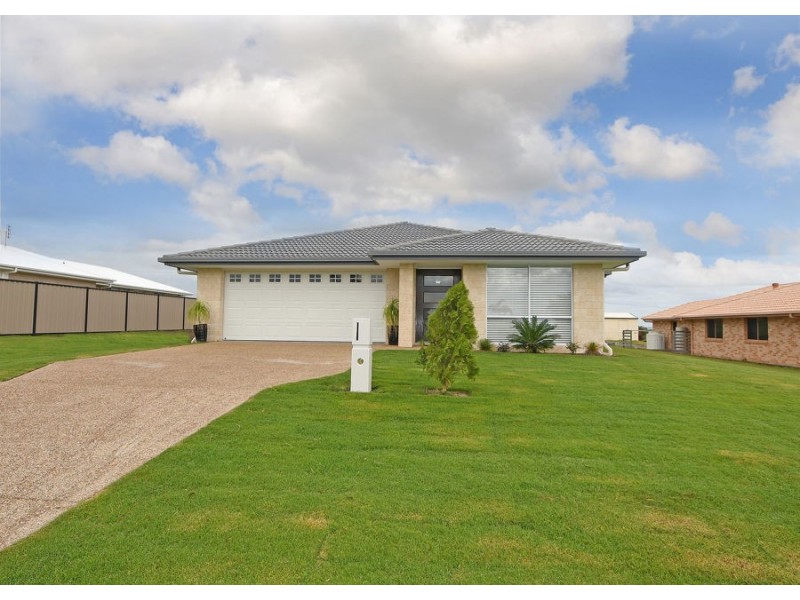 30 Windjammer Circuit, River Heads QLD 4655