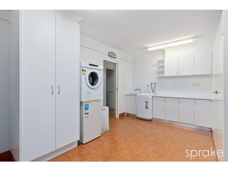 55a Ladbroke Crescent, Urangan QLD 4655