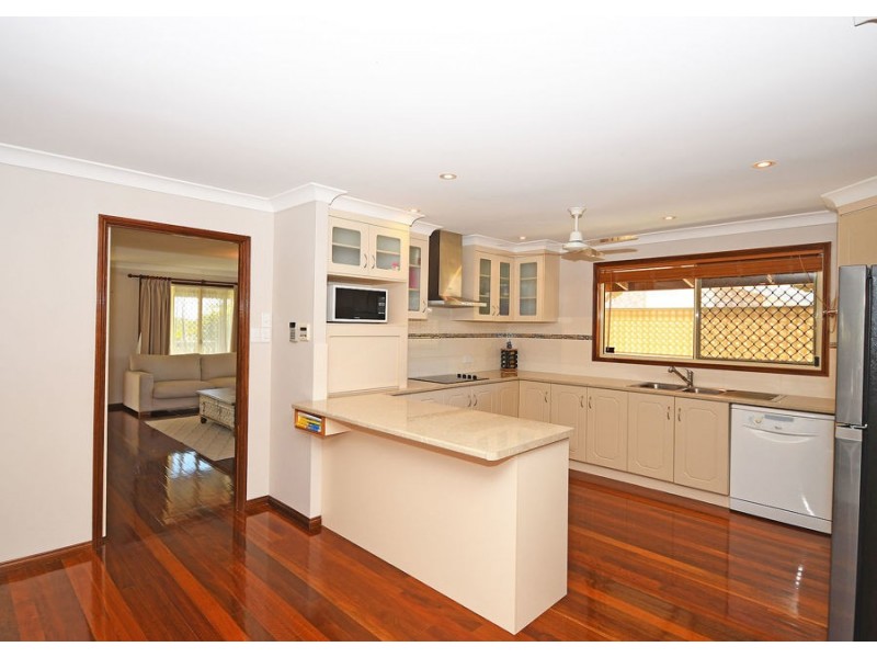 34 Johnston Boulevard, Urraween QLD 4655