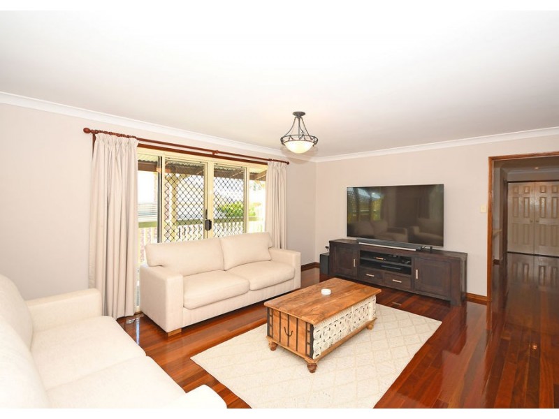 34 Johnston Boulevard, Urraween QLD 4655
