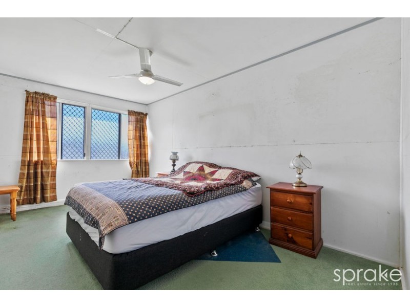 8 Kelly Street, Point Vernon QLD 4655