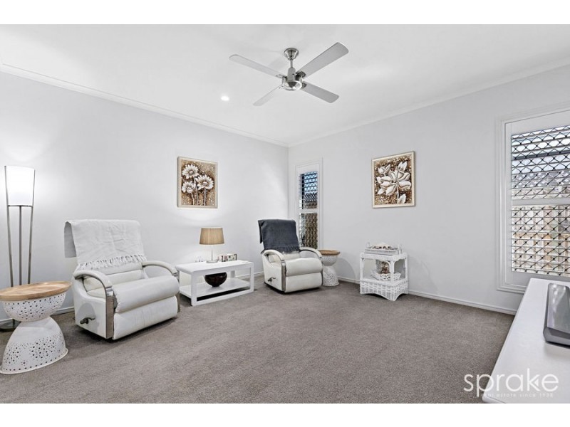 16 Bronte Place, Urraween QLD 4655