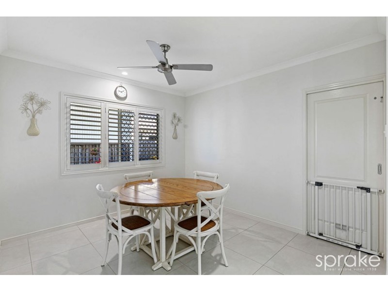 16 Bronte Place, Urraween QLD 4655