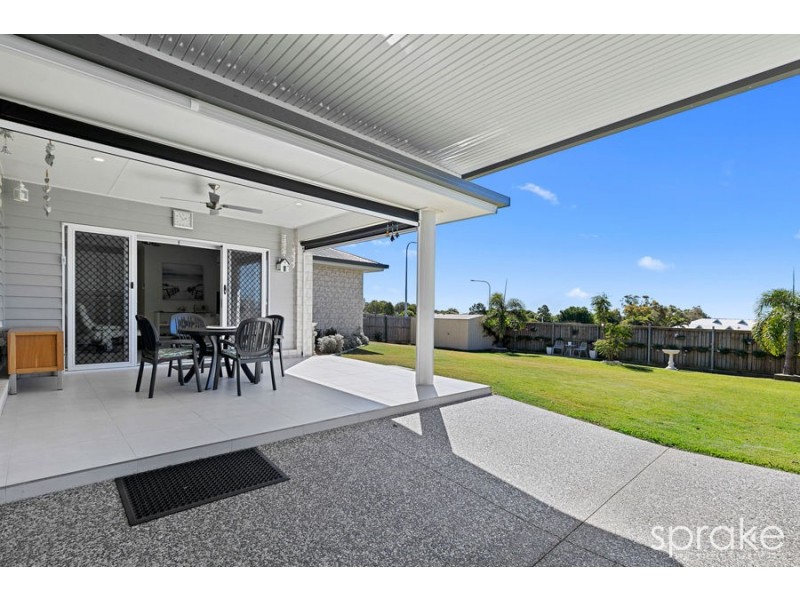 16 Bronte Place, Urraween QLD 4655