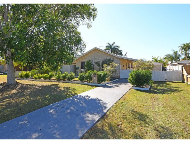 8 Dougan Street, Point Vernon QLD 4655
