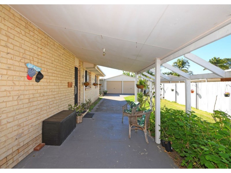 8 Dougan Street, Point Vernon QLD 4655