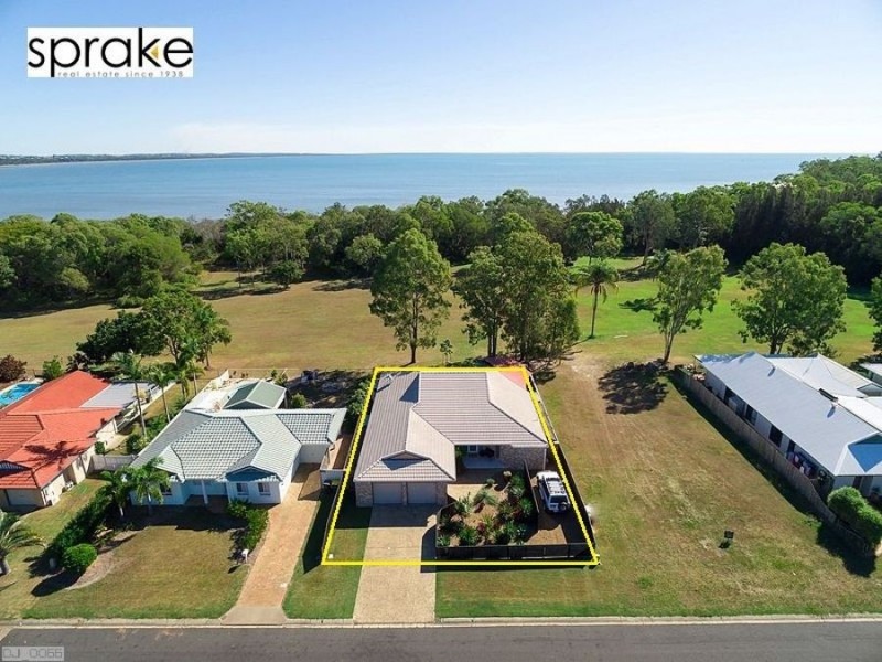 11 Oceanview Street, Point Vernon QLD 4655