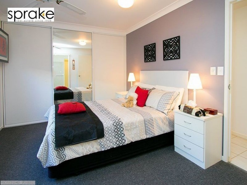 11 Oceanview Street, Point Vernon QLD 4655