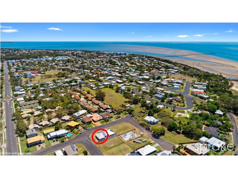 2 Tannen Court, Urangan QLD 4655