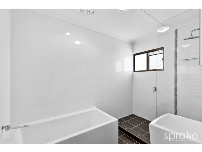 31 Jacobsen Outlook, Urraween QLD 4655