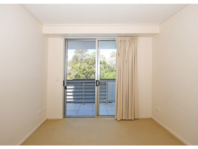 28/68 Pulgul Street, Urangan QLD 4655