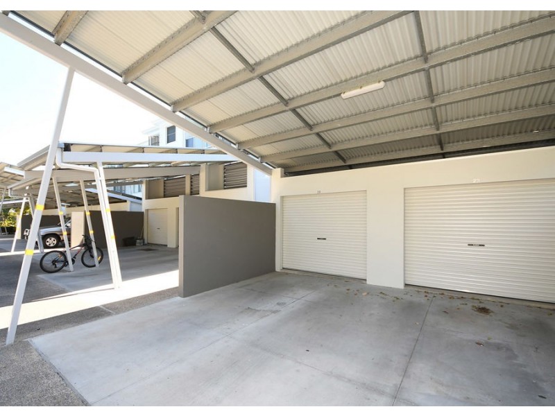 28/68 Pulgul Street, Urangan QLD 4655