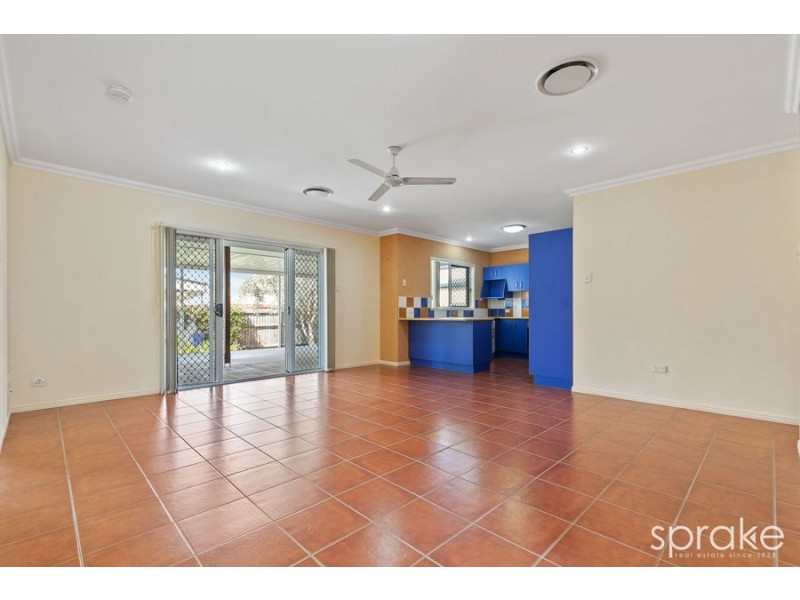 21 Colyton Street, Torquay QLD 4655