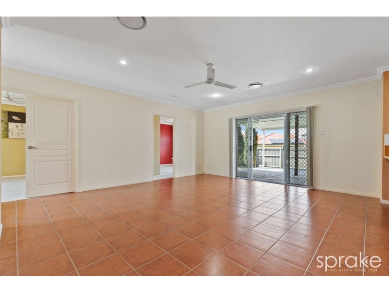 21 Colyton Street, Torquay QLD 4655