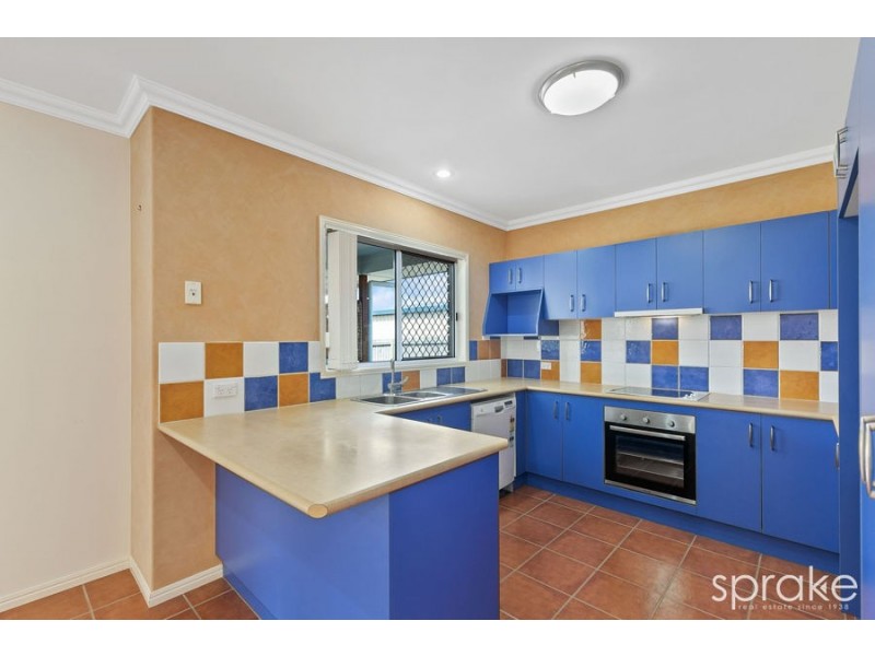 21 Colyton Street, Torquay QLD 4655