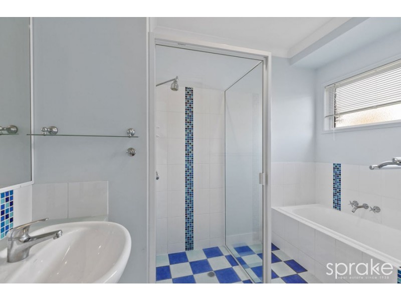 21 Colyton Street, Torquay QLD 4655