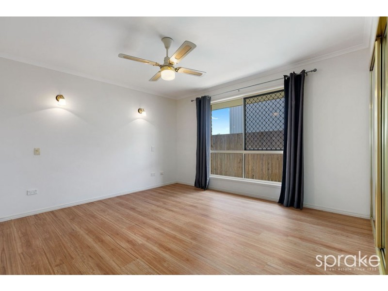 48 Senor Avenue, Urangan QLD 4655