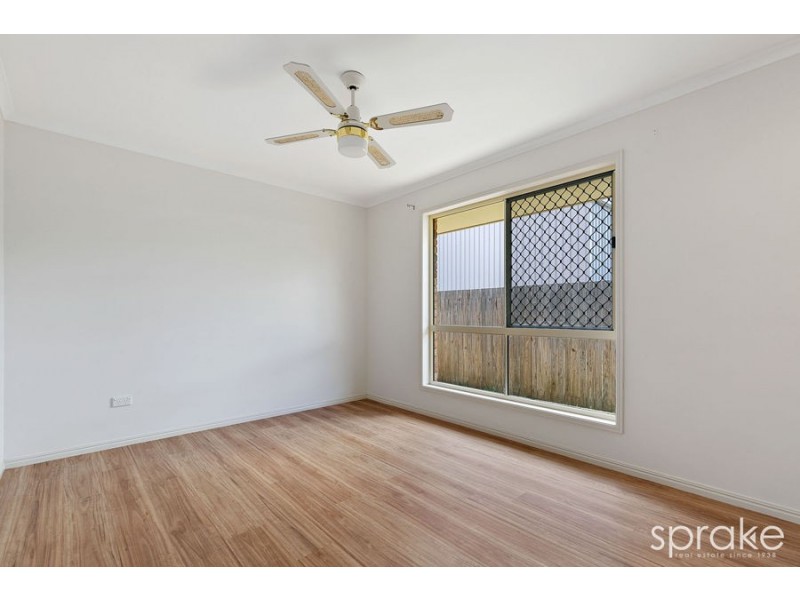 48 Senor Avenue, Urangan QLD 4655