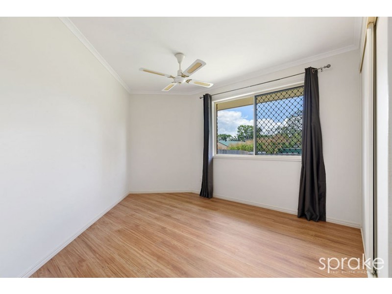 48 Senor Avenue, Urangan QLD 4655