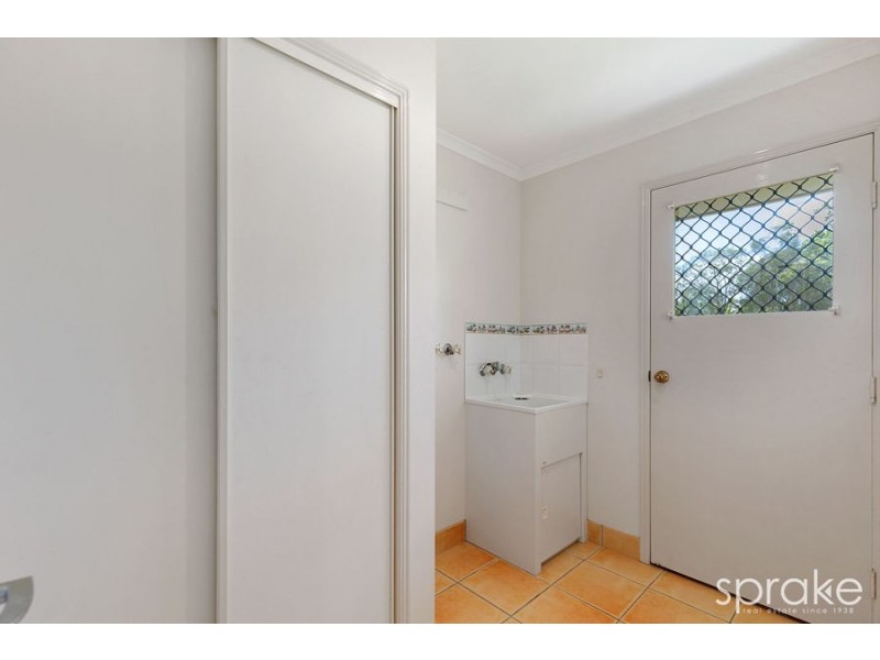 48 Senor Avenue, Urangan QLD 4655