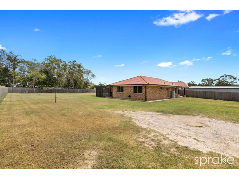48 Senor Avenue, Urangan QLD 4655