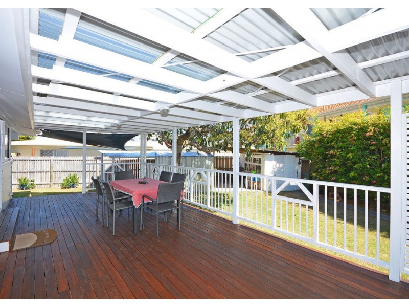 17 Ann Street, Torquay QLD 4655