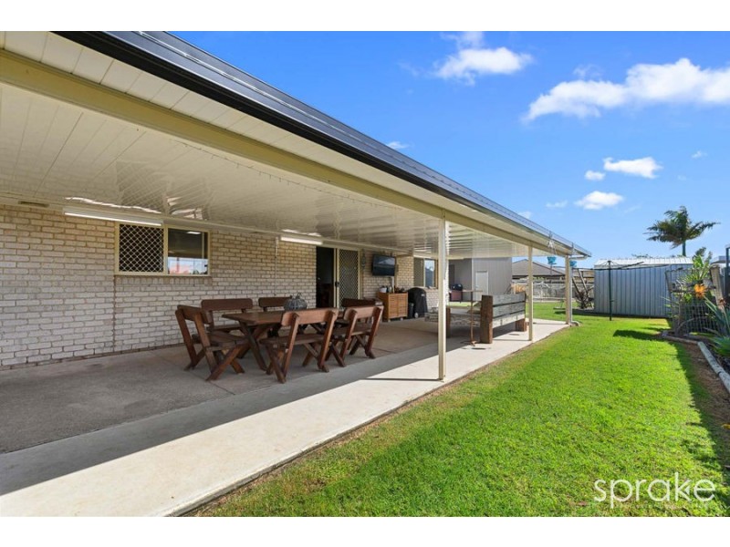 6 Sirius Court, Eli Waters QLD 4655