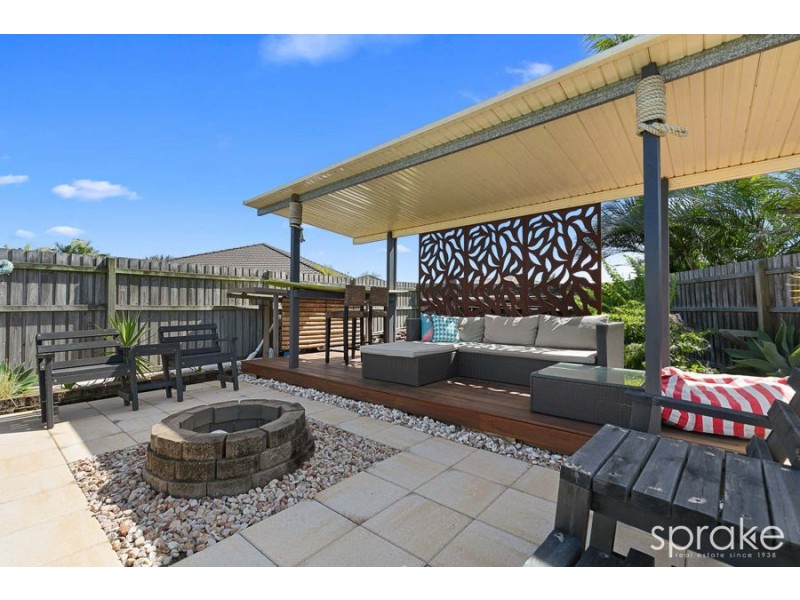 6 Sirius Court, Eli Waters QLD 4655