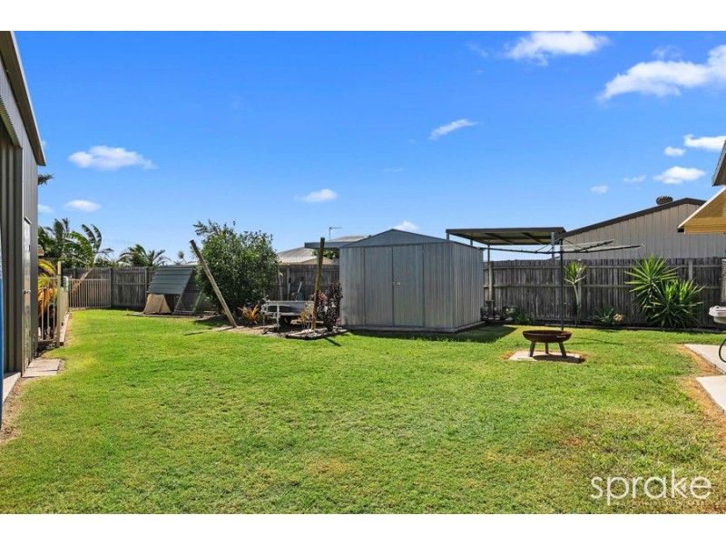 6 Sirius Court, Eli Waters QLD 4655