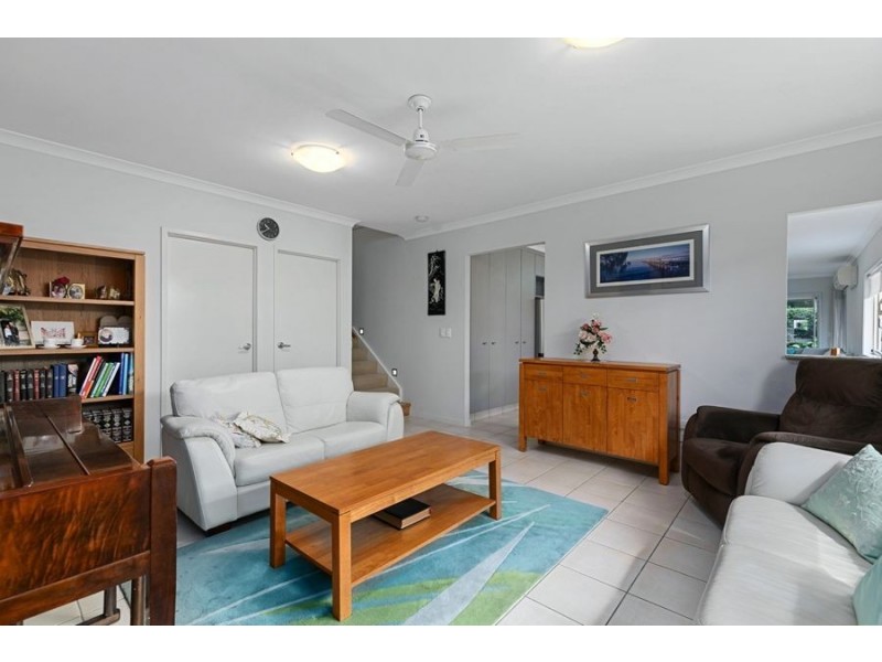 27/27-29 Stephenson Street, Pialba QLD 4655