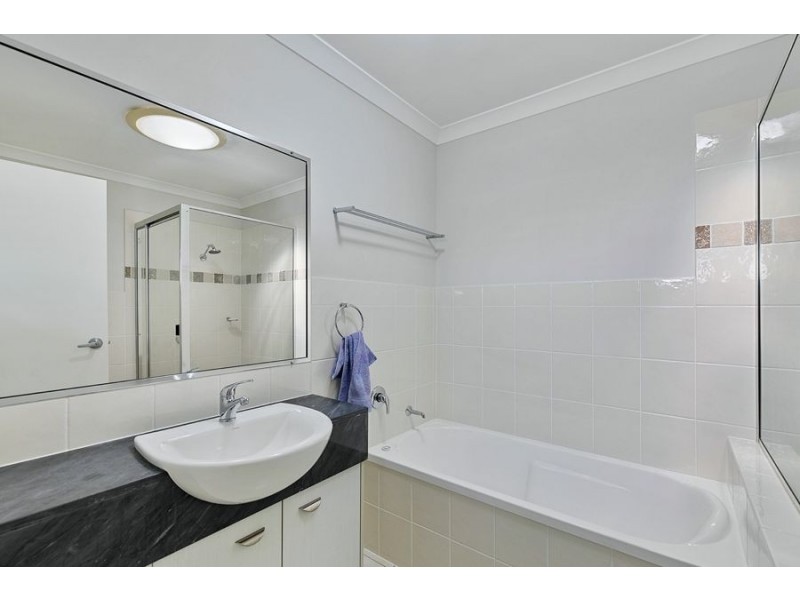 27/27-29 Stephenson Street, Pialba QLD 4655