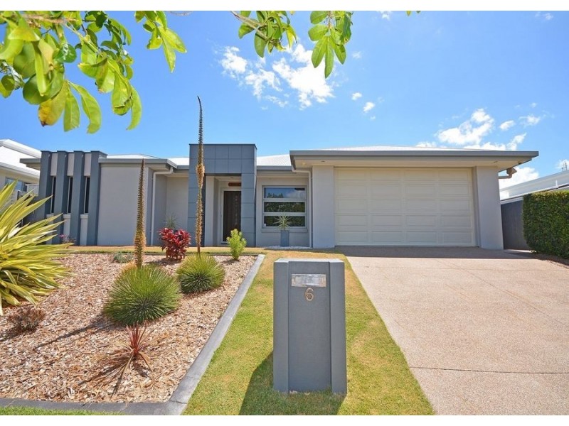 6 Seahaven Circuit, Pialba QLD 4655