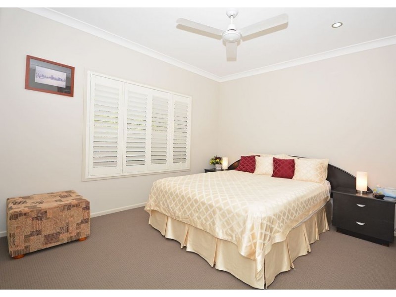 6 Seahaven Circuit, Pialba QLD 4655