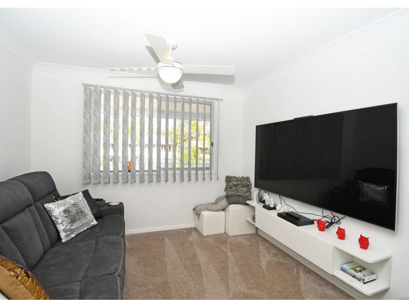 78 Howard Street, Burrum Heads QLD 4659