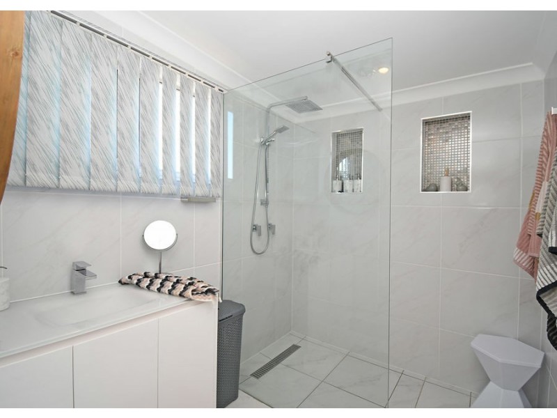 78 Howard Street, Burrum Heads QLD 4659