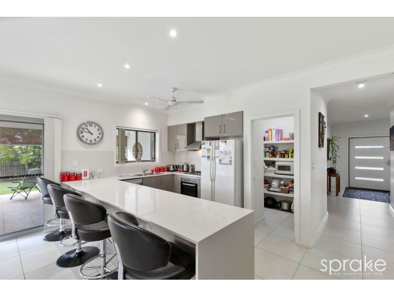 8 Kingsbarn Drive, Wondunna QLD 4655