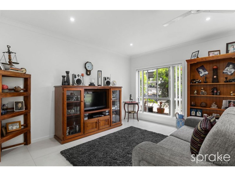 8 Kingsbarn Drive, Wondunna QLD 4655