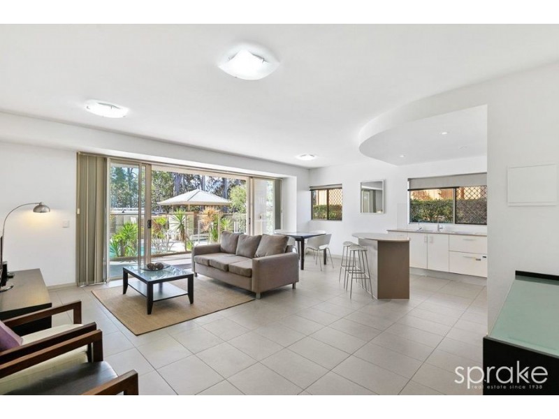 Unit 2/328 Esplanade, Scarness QLD 4655