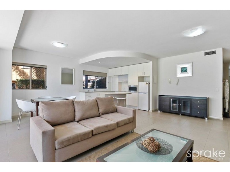 Unit 2/328 Esplanade, Scarness QLD 4655