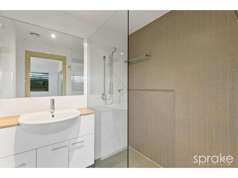 Unit 2/328 Esplanade, Scarness QLD 4655