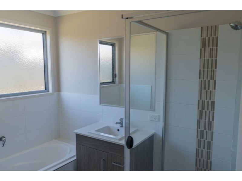 9 Tranquil Drive, Wondunna QLD 4655