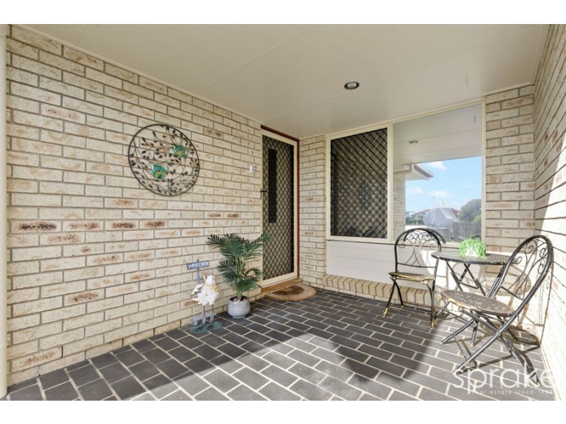 5 Sirius Court, Eli Waters QLD 4655